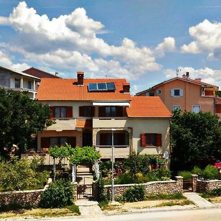 Apartments Nice View Крк Екстер'єр фото